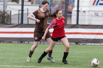 Bild 335 - wBJ FC St. Pauli - Walddoerfer SV : Ergebnis: 3:4